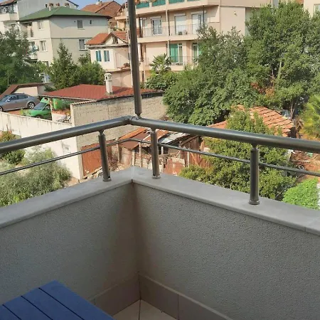 студио комфорт в центъра на град Apartment